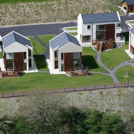 Castle Quay Villa Ballinadee Exterior photo